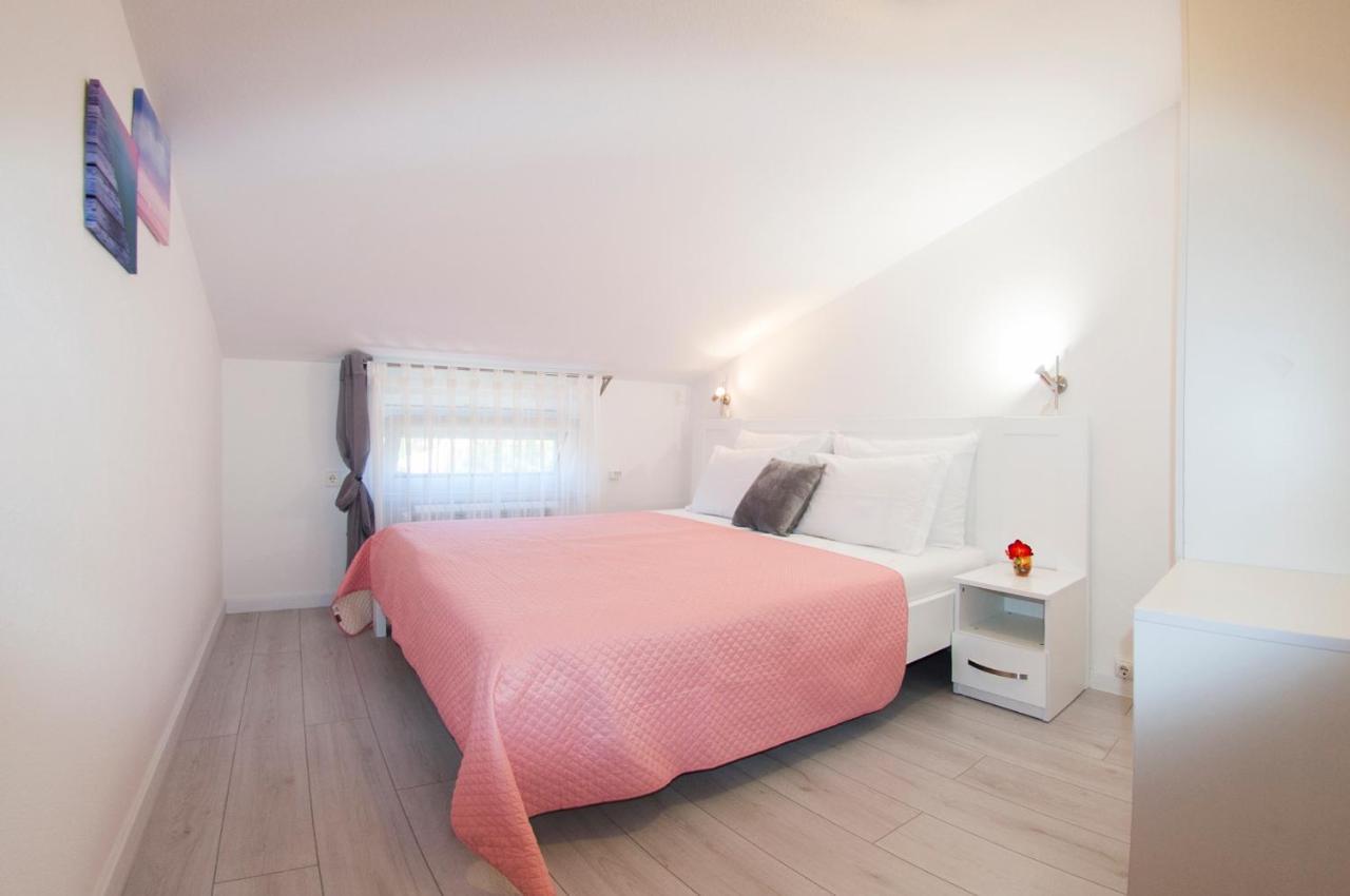 Apartments Somi Poreč Eksteriør billede