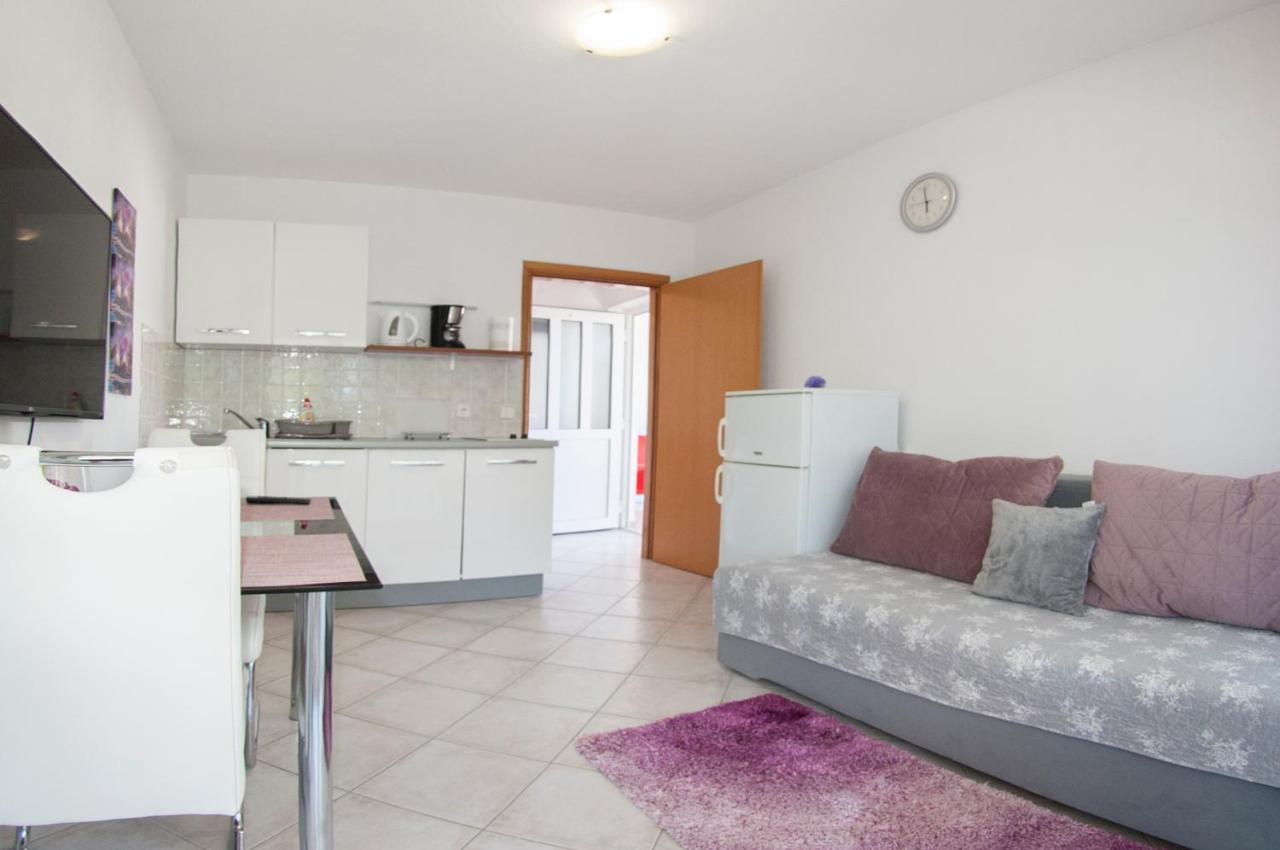 Apartments Somi Poreč Eksteriør billede