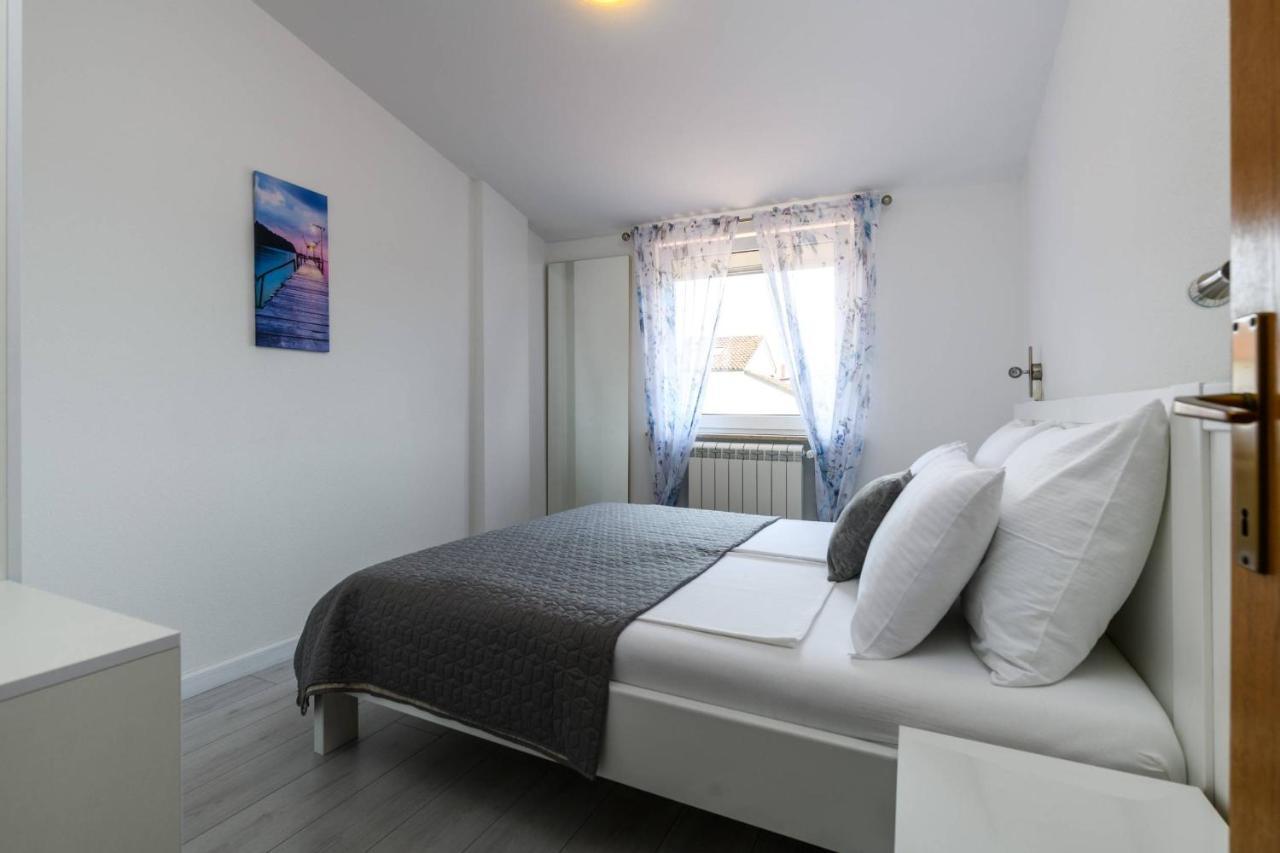 Apartments Somi Poreč Eksteriør billede