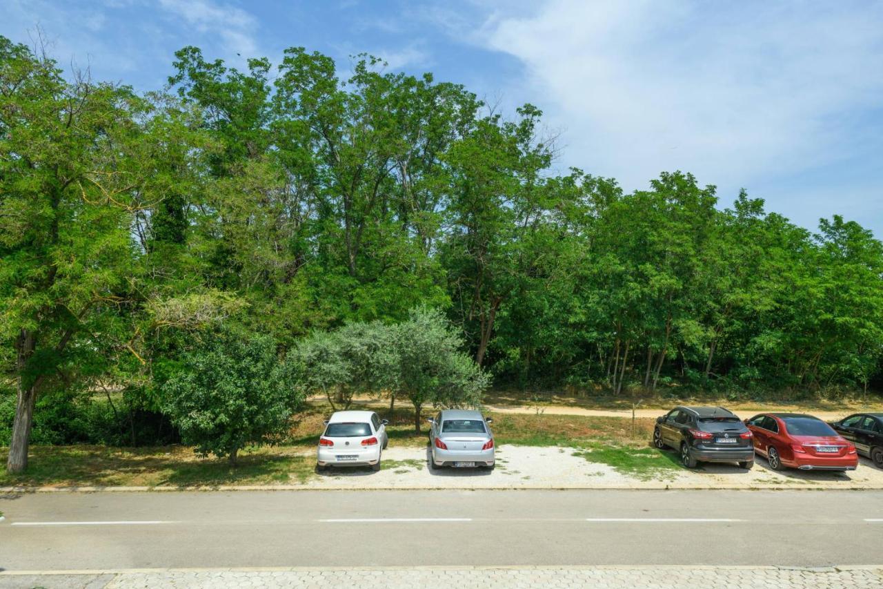 Apartments Somi Poreč Eksteriør billede