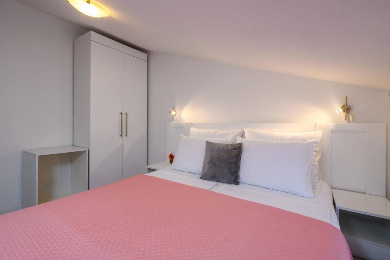 Apartments Somi Poreč Eksteriør billede