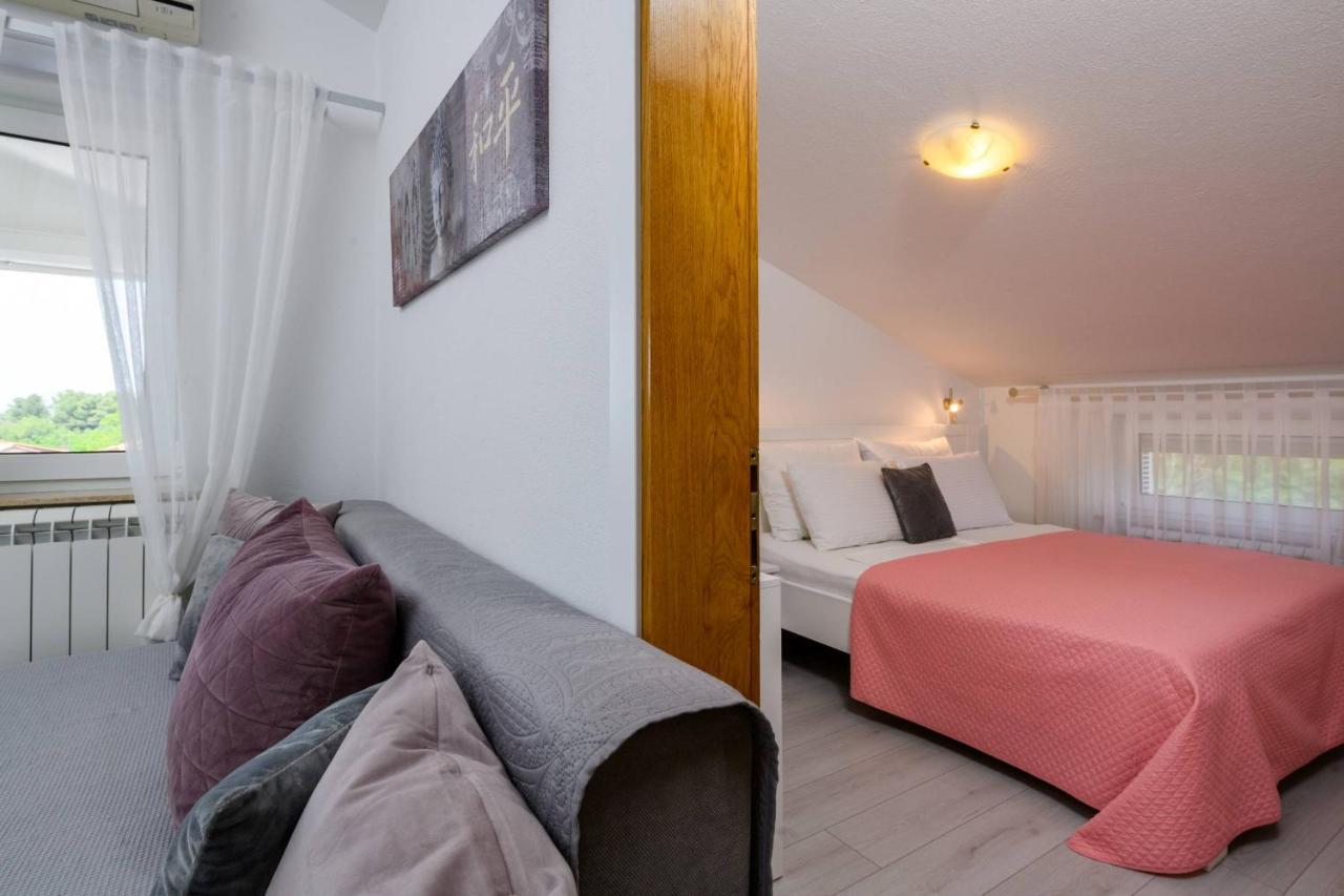 Apartments Somi Poreč Eksteriør billede
