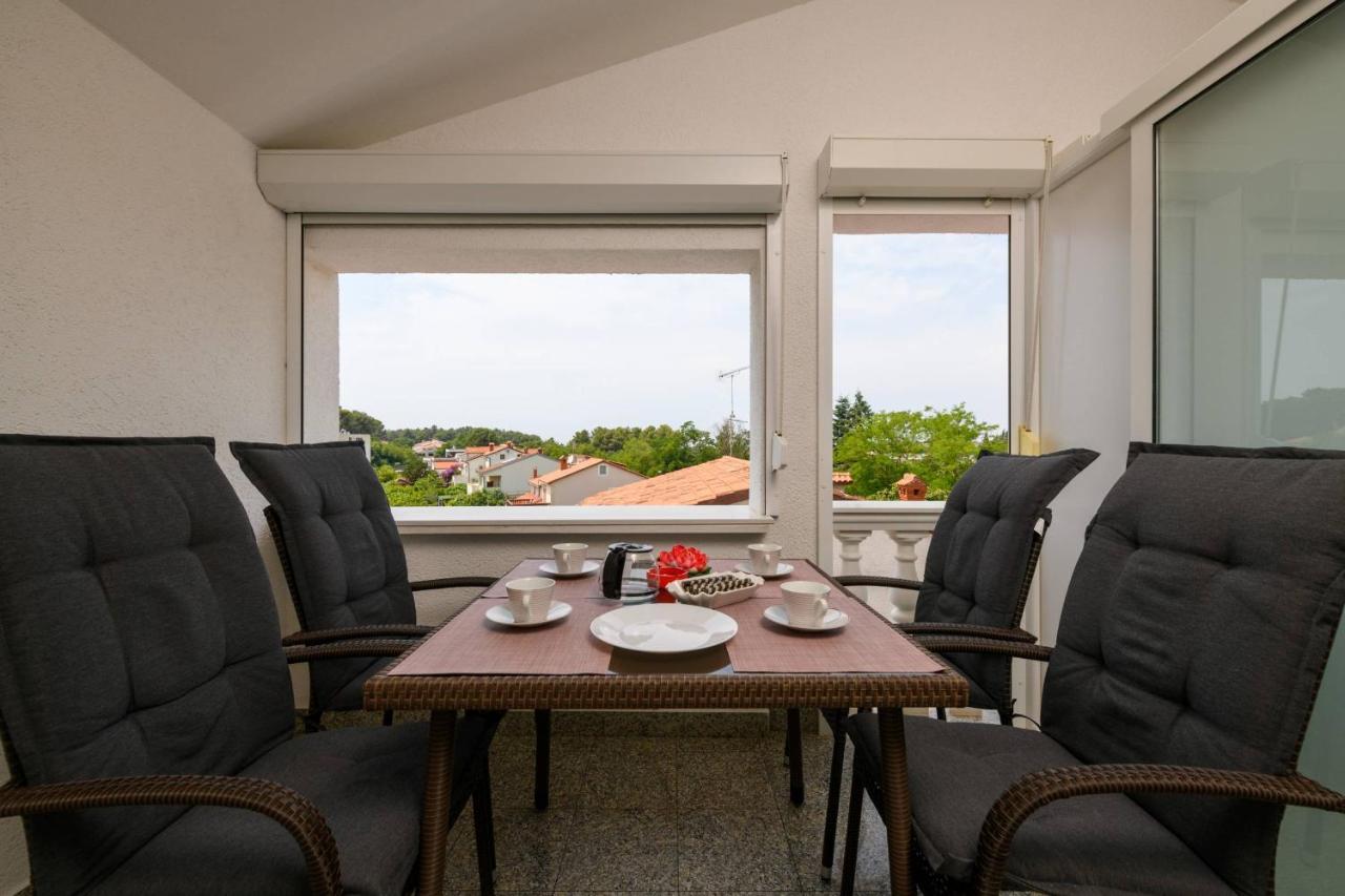 Apartments Somi Poreč Eksteriør billede
